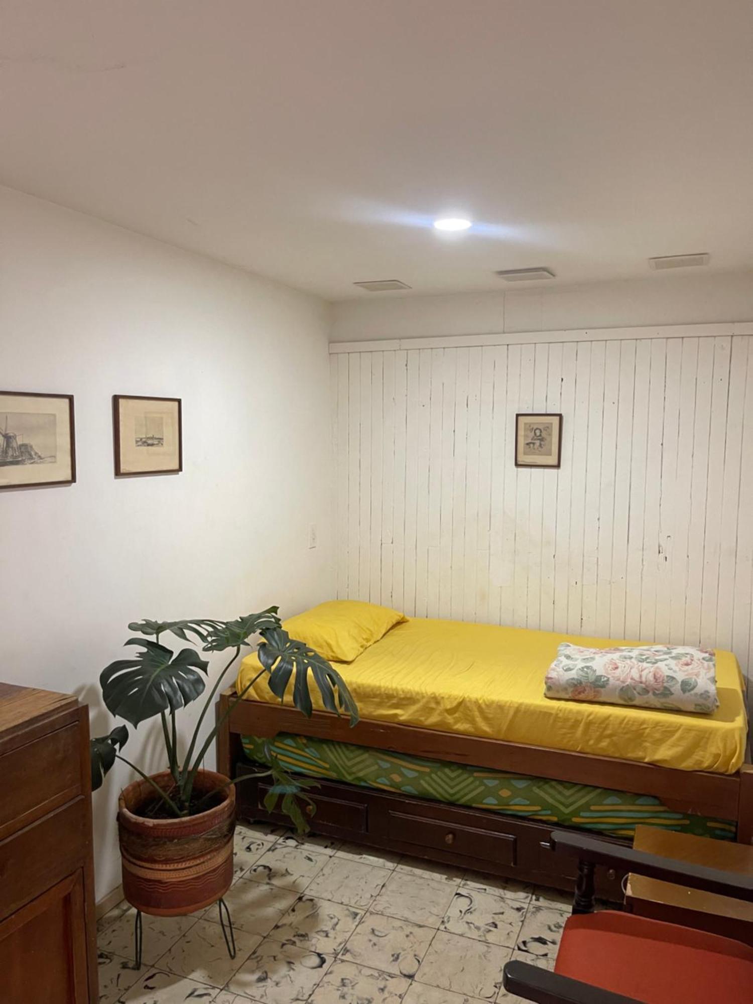 Hostal Casa Las Tias Медельин Экстерьер фото